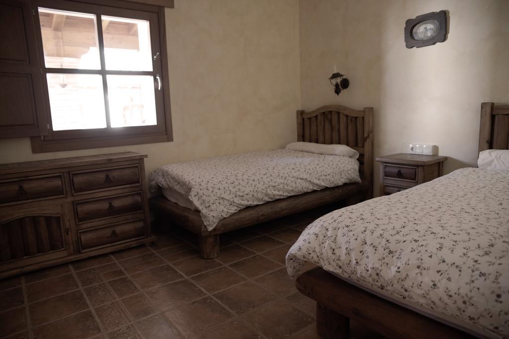 Villa La Casona Del Tormes Almenara de Tormes Exterior foto