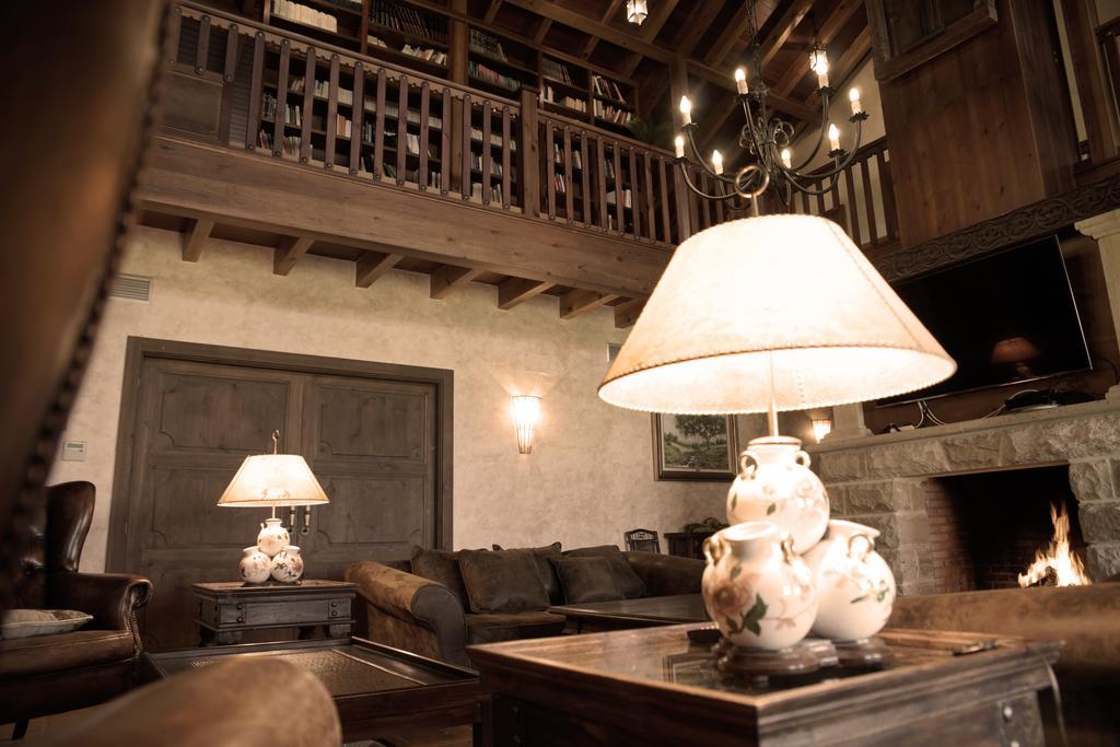 Villa La Casona Del Tormes Almenara de Tormes Exterior foto